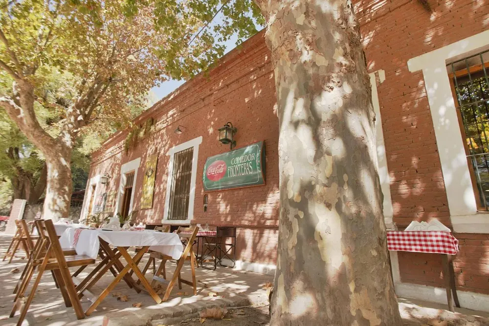 30-tomas-jofre-el-polo-gastronomico-a-minutos-de-mercedes-149-big