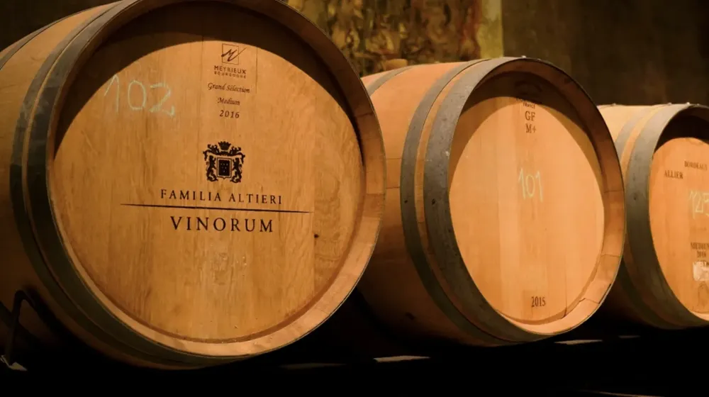 VINORUM 4-08-28 a la(s) 4.06.06 p. m.