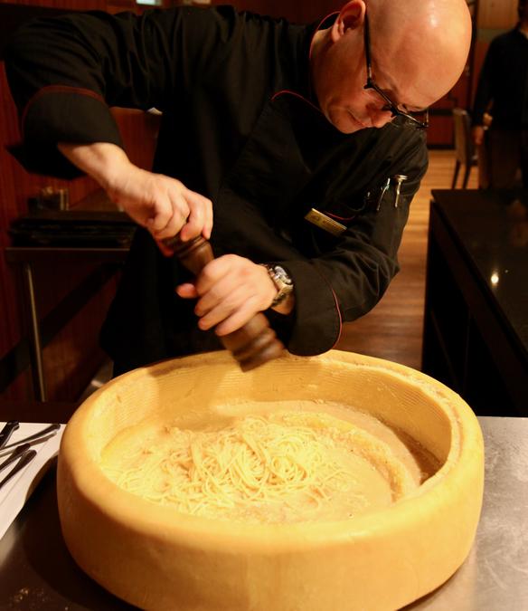 Pasta alla Ruota Chef Roberto Montiel