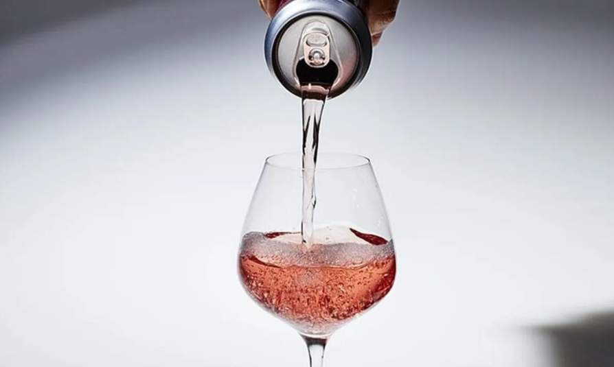 Vino en lata