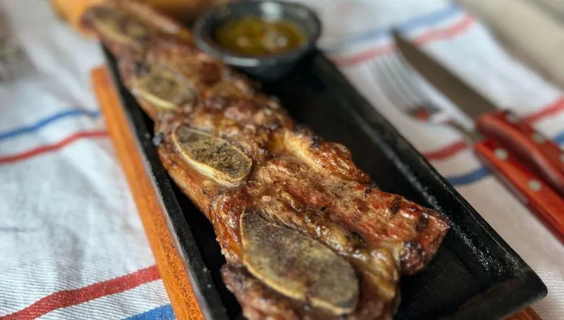 carne-vinos-comida