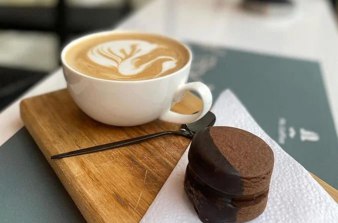 Café y pastelería