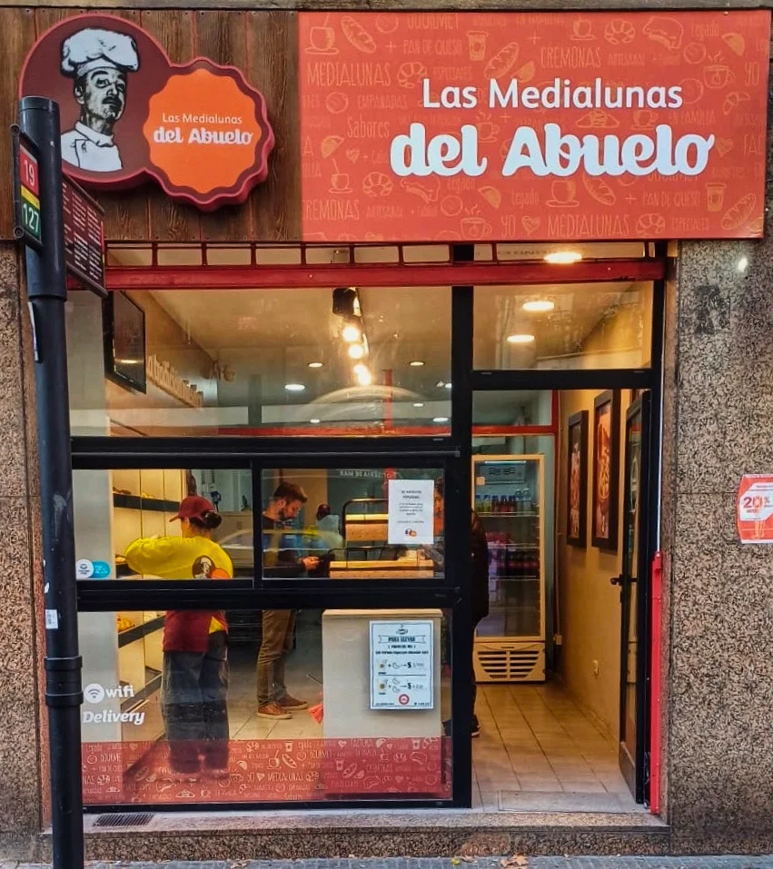 Las Medialunas del Abuelo - Local 2